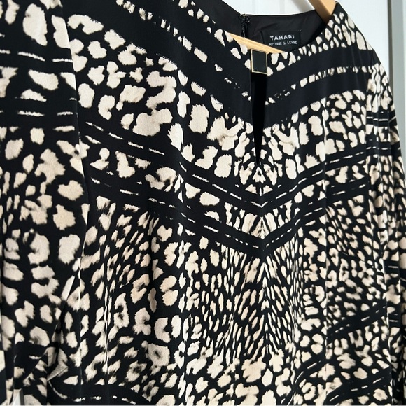 Tahari Arthur S. Levine animal print, size 2, loose fitting dress - Picture 3 of 9